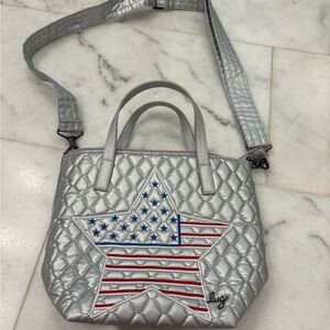 lug Silver Quilted Crossbody Tote with Star Flag Accent